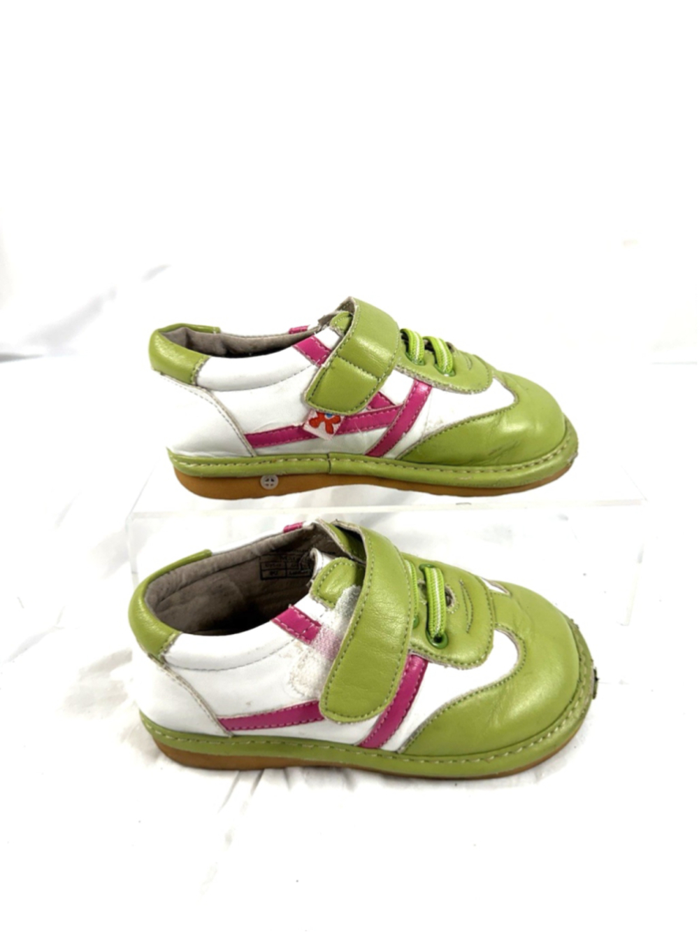 Hide & Squeak Toddler Girl's Green Strapped Shoes Sz 9/25 - Picture 5 of 15